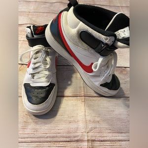 Nike Court Borough Mid 2 University Red Size 7Y